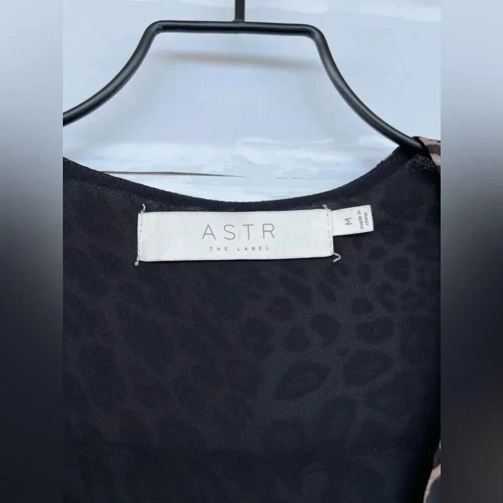 Astr The Label Leopard Print Ruched Mini Dress M - image 3